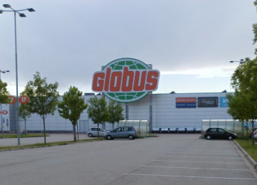 Globus České Budějovice – extension of a restaurant